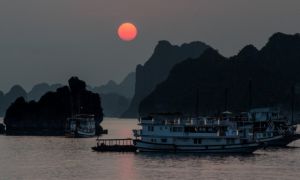 Vịnh Hạ Long là nơi phải đến một lần trong đời
