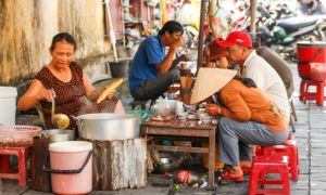 Cô gái ngoại quốc tiết lộ 6 điều kỳ cục mà bạn sẽ chỉ thấy ở Việt Nam