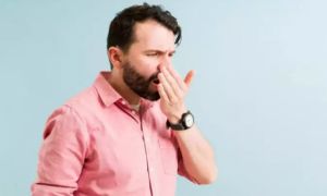 Mất nước mùa nắng nóng: Các dấu hiệu bất thường ngoài cảm giác khát