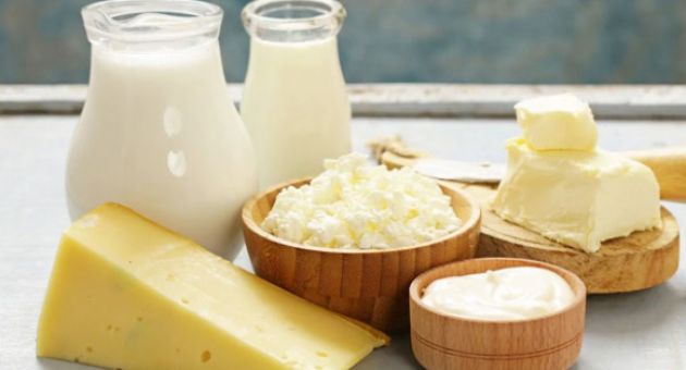 Biết được cách làm đơn giản này, chị em trổ tài làm sữa chua phô mai thơm béo,...