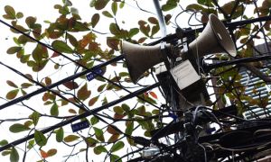 Xin đừng lãng phí nhân lực, vật lực vào những cái