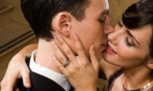 Bị kịch của trai trẻ ôm mộng đổi đời bằng việc 'chăm sóc' các quý bà giàu có