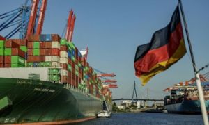 Đức chính thức bán cổ phần cảng Hamburg cho Trung Quốc