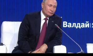 Putin yêu cầu Mỹ thuyết phục Ukraine bắt đầu đàm phán với Nga