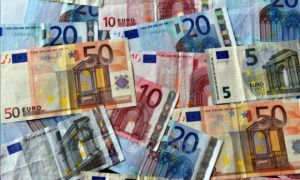 Kinh tế Eurozone tiếp tục giảm mạnh trong tháng 10