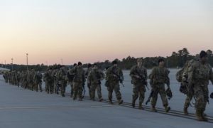 Nhân viên quân sự Mỹ xuất hiện tại Ukraine, thêm tên lửa cho Kiev