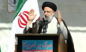 Tổng thống Mỹ tuyên bố sẽ ''giải phóng'' Iran, Tehran lên tiếng phản bác