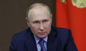 Ông Putin ký luật gọi nhập ngũ người có tiền án