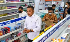 Gần 200 trẻ em Indonesia chết do tổn thương thận liên quan siro ho