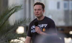 Elon Musk bán gần 4 tỉ USD cổ phiếu Tesla sau khi mua Twitter