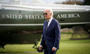 Chuyến công du ''nặng gánh'' của ông Biden