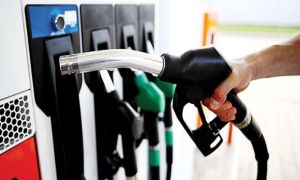 Giá xăng có thể tăng thêm 1.000 đồng mỗi lít