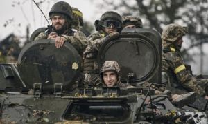 Ukraine tuyên bố giành lại hàng loạt lãnh thổ ở miền Nam