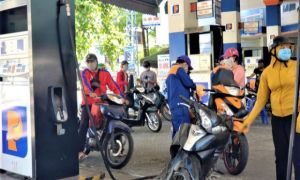 Một số cây xăng bán