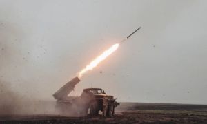 Ukraine đạt được đà tiến ở Kherson, Nga biến Crimea thành pháo đài kiên cố