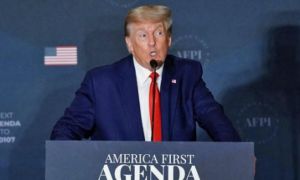 Chông gai đường quay lại Nhà Trắng của ông Donald Trump