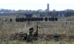 Ukraine tuyên bố sớm giành lại Crimea, Nga - NATO tránh leo thang căng thẳng
