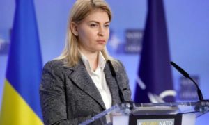 Ukraine lo lắng về Elon Musk