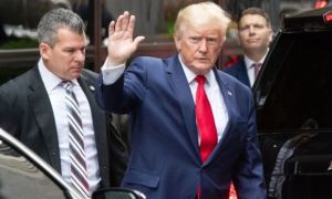 Ông Trump thua cuộc trong tranh cãi về hồ sơ thuế