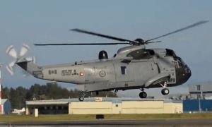 Anh lần đầu chuyển trực thăng Sea King cho Ukraine