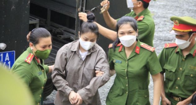 Tuyên án tử hình 'dì ghẻ' hành hạ bé gái 8 tuổi đến chết