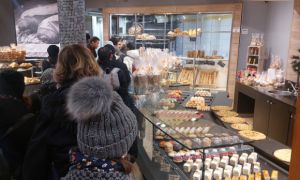 Không có bánh mì baguette, không là người Pháp