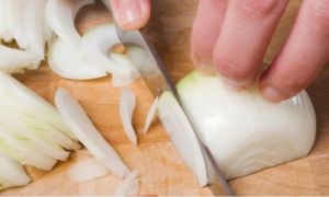 Thái nhỏ củ hành tây đem lại nhiều lợi ích, điều thứ 8 khiến bạn phải trầm trồ