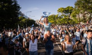 Argentina cho cả nước nghỉ làm mừng đội tuyển vô địch World Cup