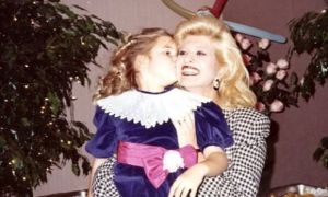 Ivanka Trump trải lòng về mùa lễ đầu tiên vắng mẹ