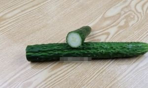 Phần đuôi của quả dưa chuột tưởng bỏ đi, ai ngờ có thể giúp ích rất nhiều cho...