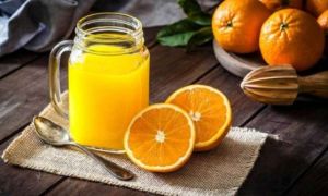 Có nên uống nước cam trước khi ăn?