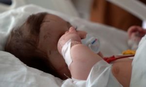 Mất bố mẹ, hàng trăm trẻ em Thổ Nhĩ Kỳ bỗng trở thành vô danh