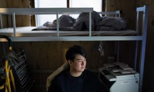 Hàn Quốc nỗ lực kéo thanh niên sống cô lập ra khỏi nhà