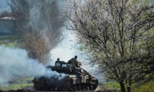 Ukraine có kho xe tăng, vũ khí khổng lồ đủ xuyên thủng hệ thống phòng thủ của...