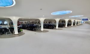 Bãi gửi xe đạp dưới nước ở Hà Lan khiến cả thế giới chú ý