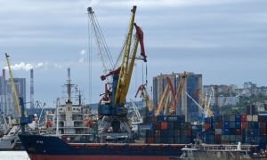 Tại sao Nga mở cảng Vladivostok cho Trung Quốc trong khi đang bế tắc với...