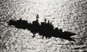Gần 100 tàu hải quân, máy bay Nga diễn tập gần Nhật Bản