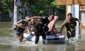 Vụ vỡ đập Nova Kakhovka: 'Đầm lầy' cản bước Ukraine phản công