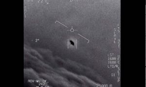 Mỹ đang che giấu bằng chứng về UFO?