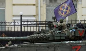 Nước Nga bị tàn phá bởi những cuộc binh biến và sai lầm. Ukraine sẽ tìm cách...
