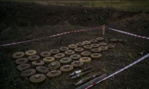 Báo Mỹ nói sẽ mất gần 760 năm để rà phá bom mìn ở Ukraine