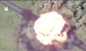Nghi vấn siêu đạn pháo Ukraine bắn nổ tung khí tài hiếm của Nga