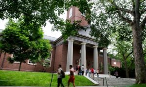 Bộ Giáo dục Mỹ điều tra nghi vấn Đại học Harvard ưu tiên tuyển 'con nhà giàu...