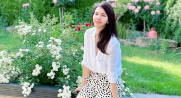 Nữ thạc sĩ Việt dựng vườn hoa bốn mùa rộng 300 m2 giữa lòng thành phố nơi trời...