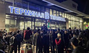 Nga đóng cửa sân bay Dagestan vì hàng trăm người biểu tình chống Israel