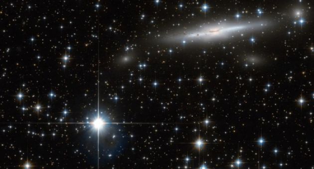 400 thiên hà, gồm cả thiên hà chúng ta, đang bị hút về phía bí ẩn