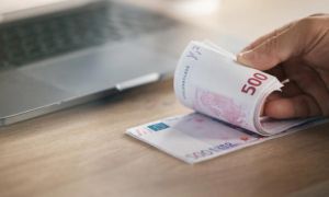 Tiết kiệm tiền ở Đức phải cẩn thận: BaFin cảnh báo không nên đầu tư tiền vào...