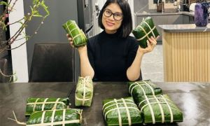 Mẹ đảm Hà Nội trổ tài nấu bánh chưng, bánh tét bằng nồi áp suất chỉ 80 phút