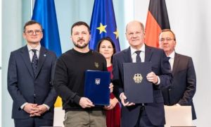 Ukraine ký hiệp ước an ninh 'lịch sử' với Đức