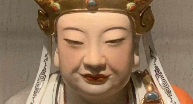 Bức tượng La Hán 'cạn lời' ở Trung Quốc bỗng gây sốt